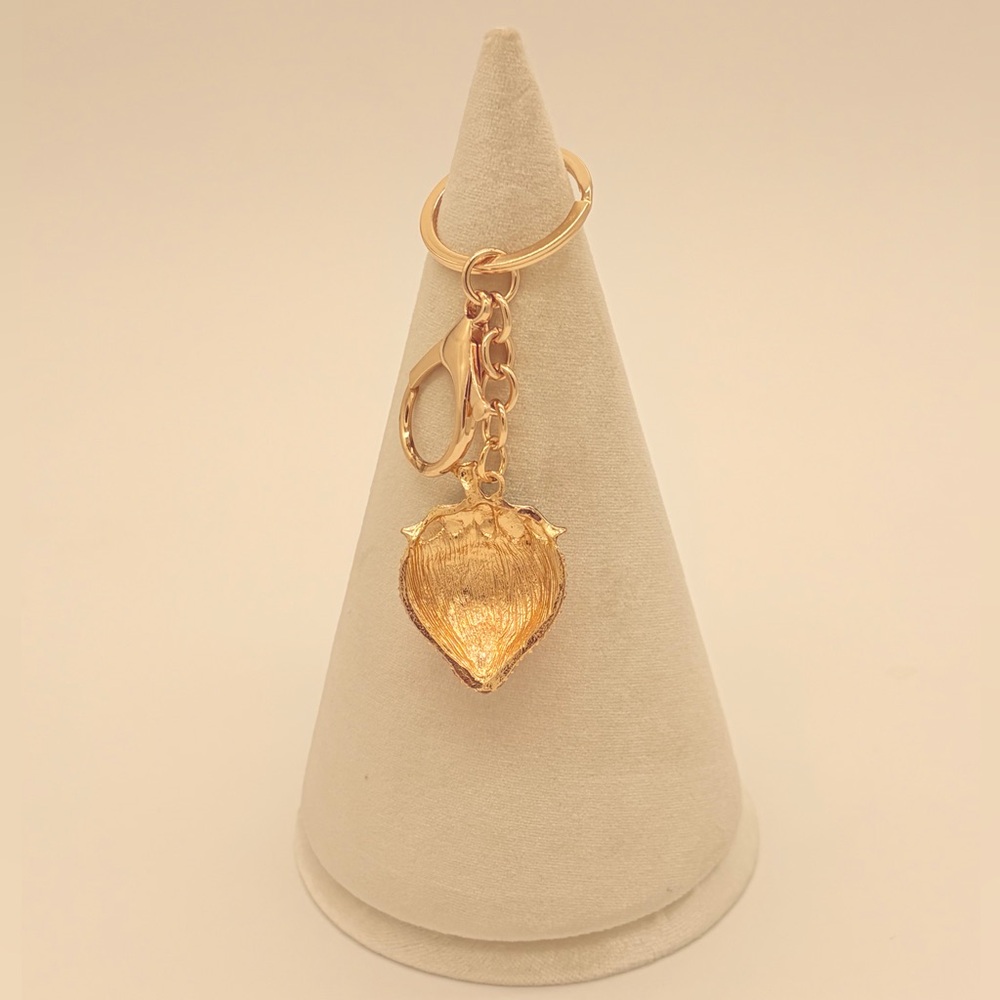 Bestleey Crystal Strawberry Keychain bag charm• NWOT - Picture 3 of 3